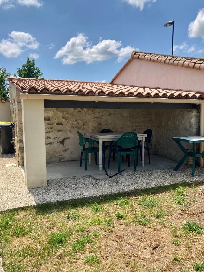 Maison en pierre avec jardin à 15 min des plages Saint-Benoist-sur-Mer Exterior foto