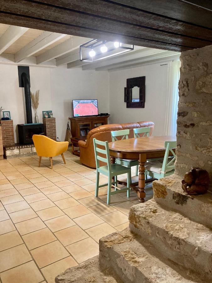 Maison en pierre avec jardin à 15 min des plages Saint-Benoist-sur-Mer Exterior foto